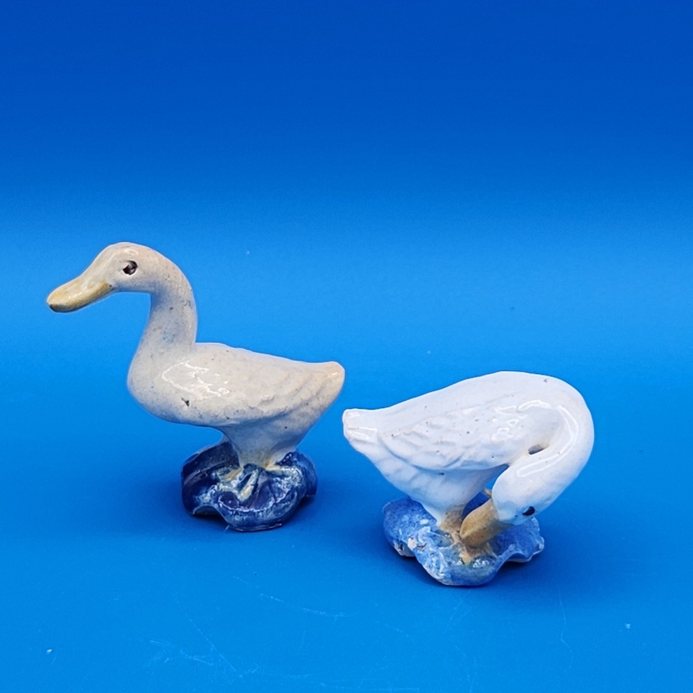 Vintage Ceramic Duck Figurines Set of 2 Hand Painted China Blue White Farmhouse
